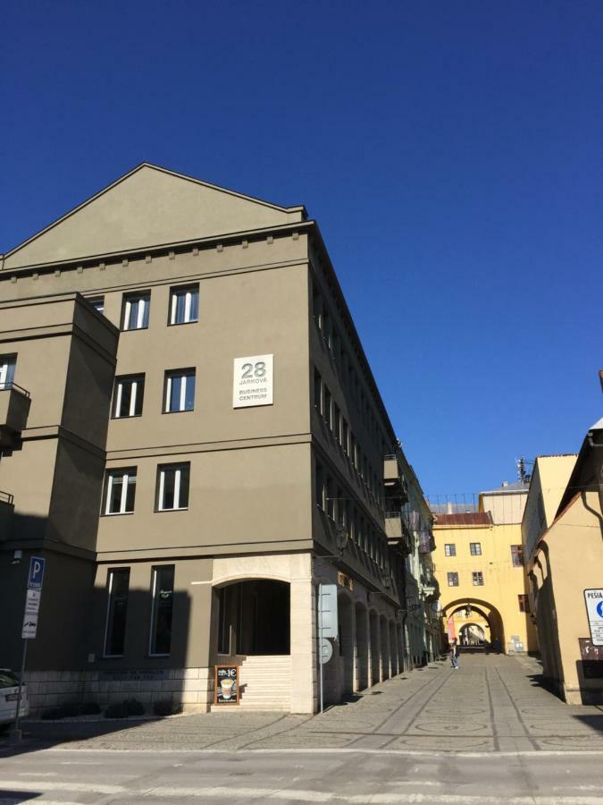 Apartmany Jarkova Presov Bagian luar foto