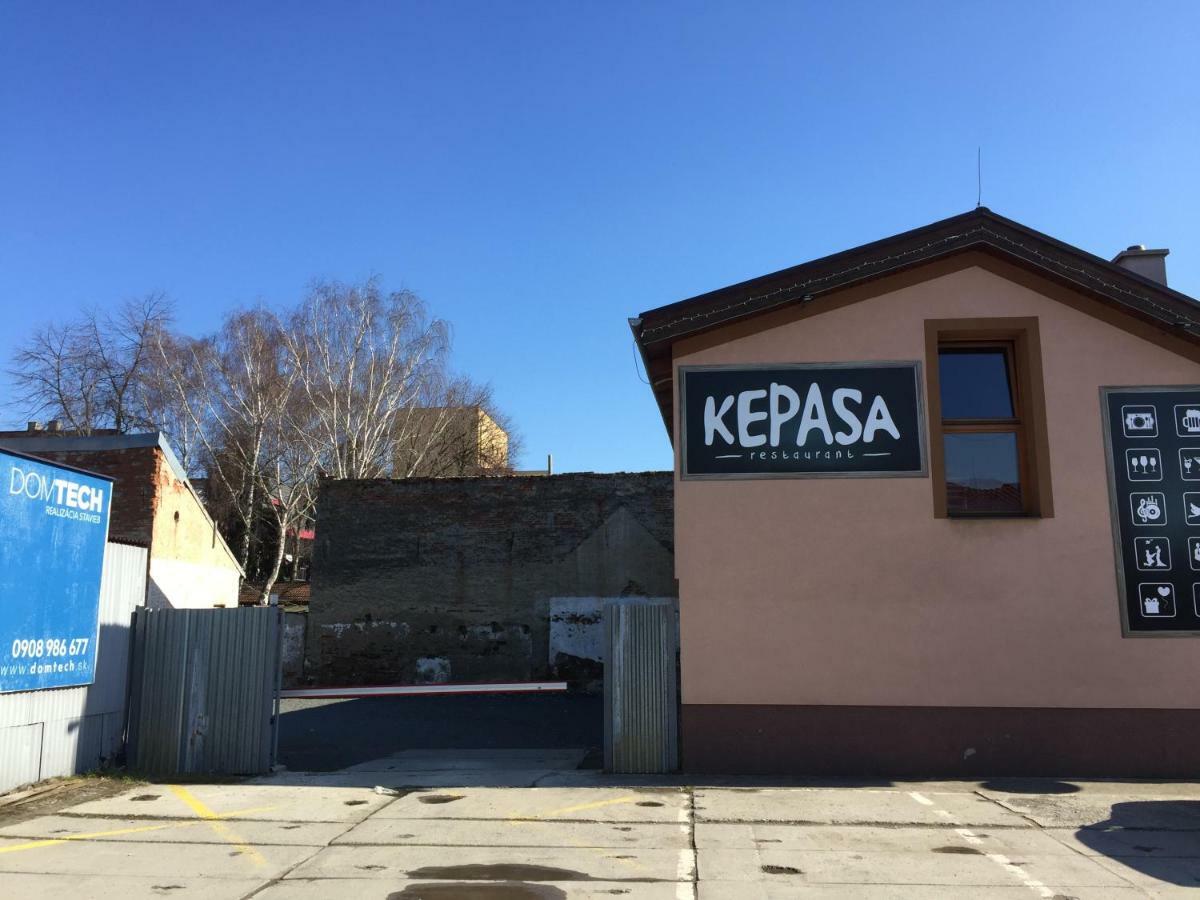 Apartmany Jarkova Presov Bagian luar foto